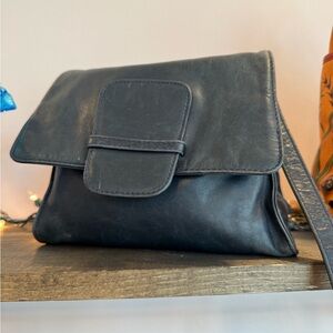Elegant Black Leather Crossbody Bag